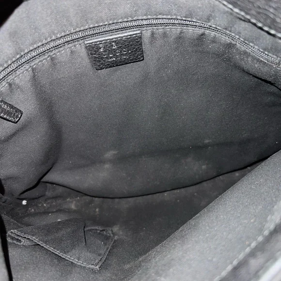 Gucci Shoulder Bag - Picture 2 of 6